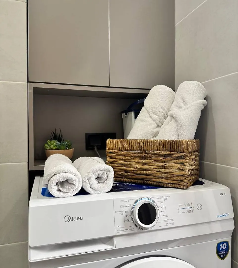 2 Room Apartment, Жк Комфорт Сити, Flat 132 Almaty 0*,