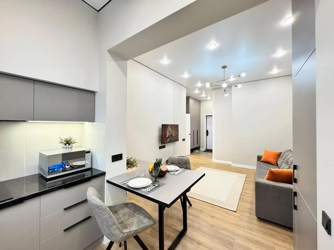 Apartment 2 Room Apartment, Жк Комфорт Сити, Flat 132 Almaty